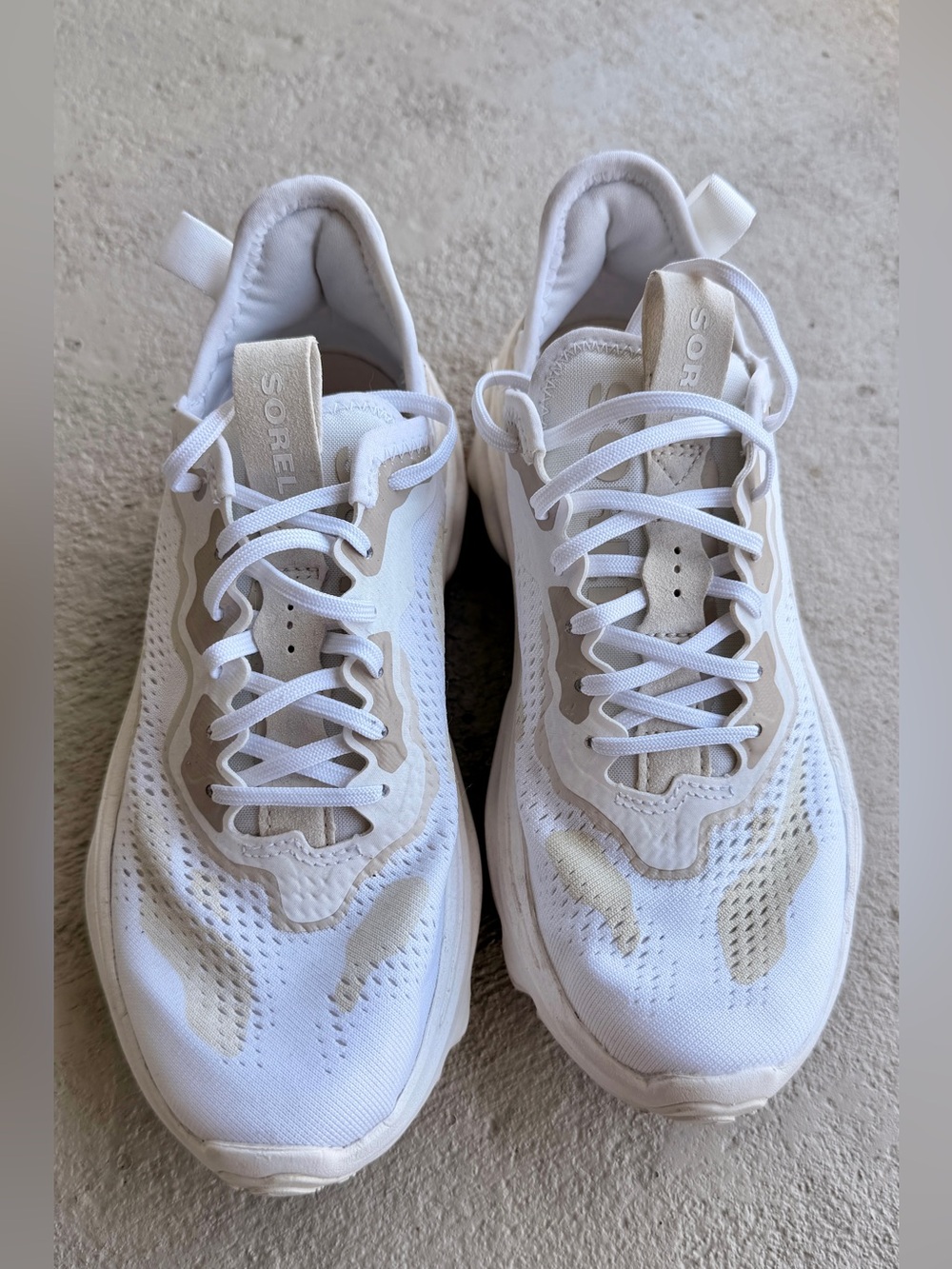 Sorel Kinetic Breakthru Day Sneakers White Chalk Women’s 6.5